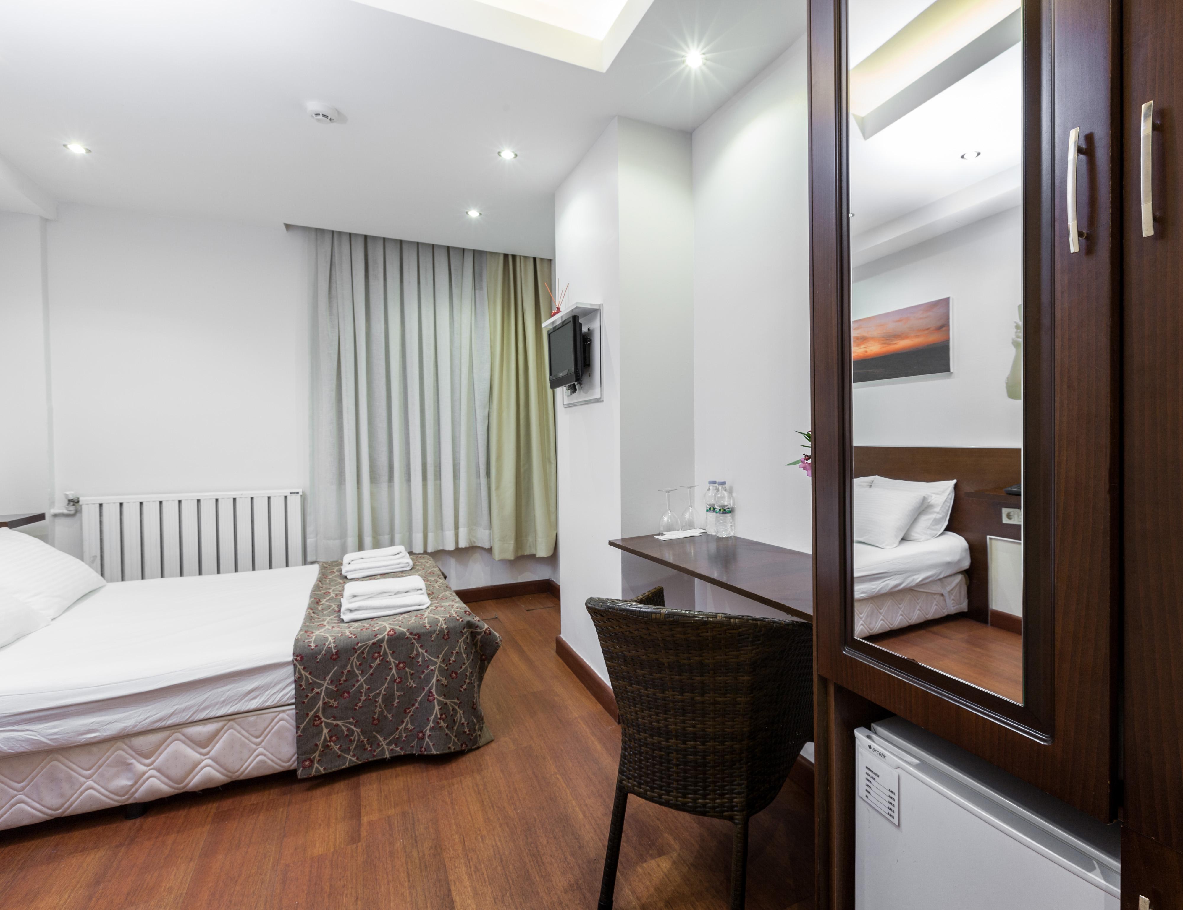 Buyukada Comfort Otel Adalar Exterior foto