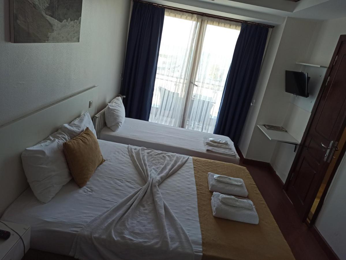 Buyukada Comfort Otel Adalar Exterior foto